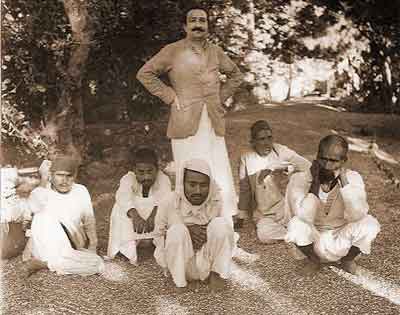 Meher Baba traveled throughout India helping masts--spiritually intoxicated souls
